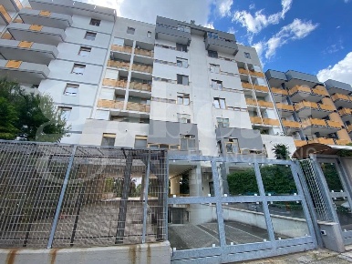 Foto Appartamento in Rocco Di Cillo, Bari Carbonara di Bari di 125 m²