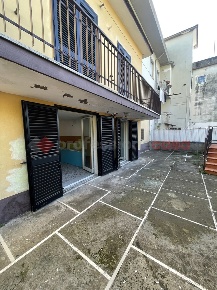 Foto Appartamento in Via Giovanni Cena 6, Minturno Centro di 72 m²