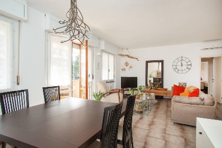 Foto Appartamento in Via Maniago, Milano Quartiere Feltre di 126 m²