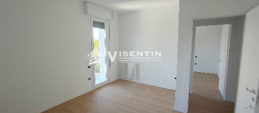 Foto Appartamento a Treviso Viale Luzzatti di 110 m² con 6 locali
