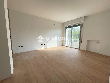 Foto Appartamento a Treviso Viale Luzzatti di 110 m² con 6 locali