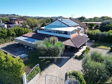 Foto Casa indipendente in Contrada Valle Cecchina, Monsampolo del Tronto