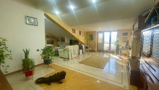 Foto Attico a Mercogliano di 100 m² con 3 locali in affitto