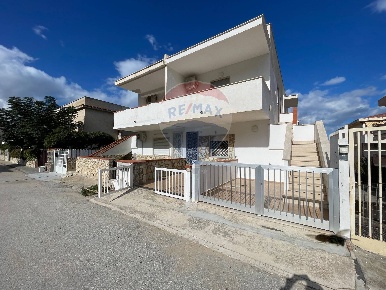 Foto Appartamento in Via Atlantide, Alcamo Alcamo Marina di 80 m²