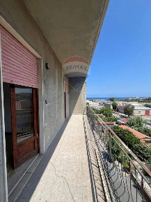 Foto Appartamento in via del mare, Saponara Saponara Marittima di 105 m²