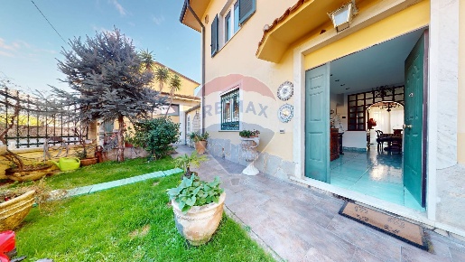 Foto Villa singola in Via Quercioli, Massa Rinchiostra - Quercioli