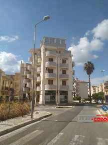 Foto Appartamento in Via Tiepolo, Scicli con 5 locali in vendita