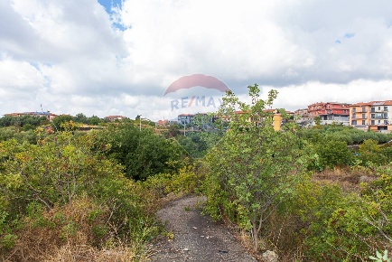 Foto Terreno agricolo in Via Campo sportivo, Camporotondo Etneo di 30000 m²