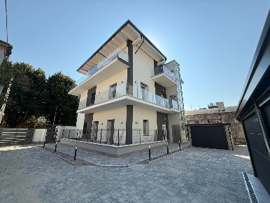Foto Appartamento in VIA BERNOCCHI, Cerro Maggiore Centro di 70 m²