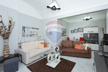 Foto Appartamento in Via Naumachia, Catania Centro Storico di 120 m²