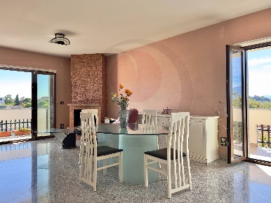 Foto Appartamento in via belvedere, Lanciano di 115 m² con 6 locali