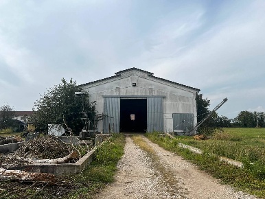 Foto Capannone industriale a Povegliano Veronese di 640 m² in vendita