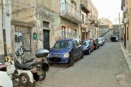 Foto Casa indipendente in Via Curia, Catania Rapisardi di 77 m² in vendita