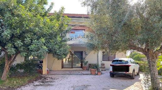 Foto Villa bifamiliare in Via Giosuè Carducci, Tremestieri Etneo Centro