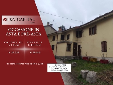 Foto Appartamento in Via Pellice, Torre Pellice Centro di 121 m² in vendita