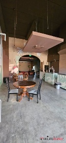 Foto Locale commerciale a Colle di Val d'Elsa di 245 m² con 3 locali