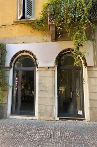 Foto Locale commerciale in Piazza San Nazaro in Brolo, Milano Missori