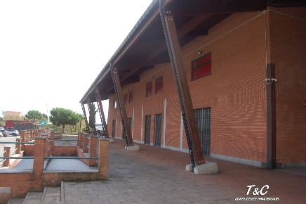 Foto Locale commerciale in PIAZZA PRIMO MAGGIO, Leini Centro di 1330 m²