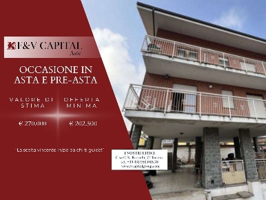 Foto Appartamento in Via Goito, Grugliasco Centro di 115 m² con 5 locali