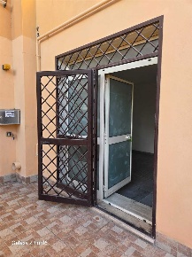 Foto Ufficio in -, Roma Dragona di 20 m² con 1 locali in affitto