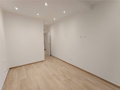 Foto Appartamento in Via A. Volta, Sanremo di 60 m² con 3 locali in vendita