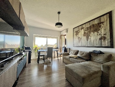Foto Appartamento in Via Gaspare Bivona  26, Palermo Porto di 86 m²