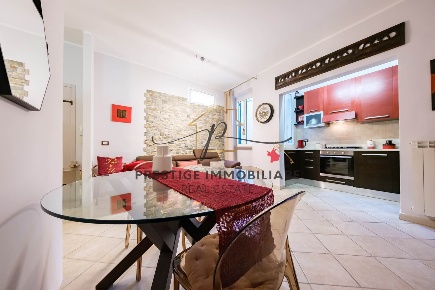 Foto Appartamento a Livorno Cisternone di 106 m² con 4 locali in vendita