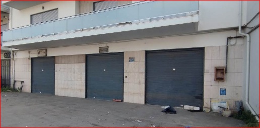 Foto Locale commerciale in Via Circumvallazione, Nola Centro di 320 m²