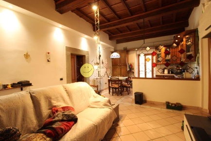 Foto Appartamento a Reggello di 198 m² con 7 locali in vendita