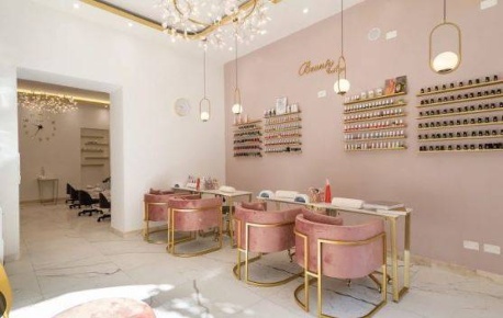 Foto Attività commerciale a Legnano di 60 m² con 5 locali in vendita