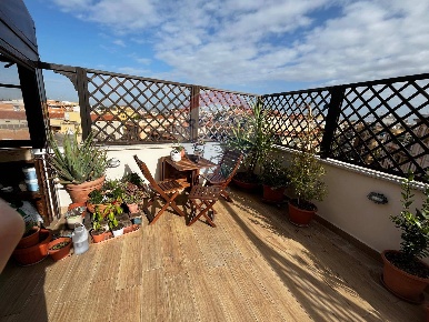 Foto Appartamento in Via Enrico Cosenz, Roma Casal Bertone di 53 m²