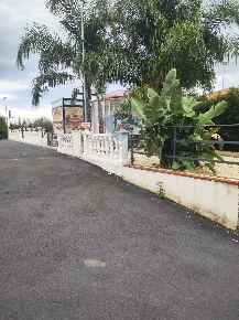 Foto Box a Acireale Pozzillo, Stazzo, Santa Tecla di 380 m² con 1 locali