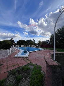 Foto Appartamento in Via del Bosco, Mascalucia Centro di 110 m² in vendita