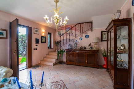 Foto Villa unifamiliare in Via Giovanni Gentile, Aci Sant'Antonio Centro