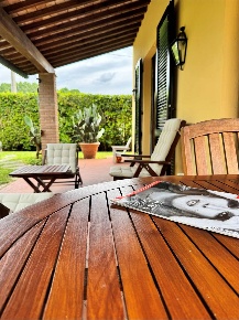 Foto Villa unifamiliare in Via Veneto, Pietrasanta di 120 m² con 8 locali