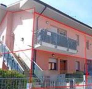 Foto Appartamento in Via Urbinate, Urbino Centro di 89 m² con 4 locali