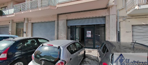 Foto Locale commerciale a Reggio di Calabria Centro Storico di 250 m²
