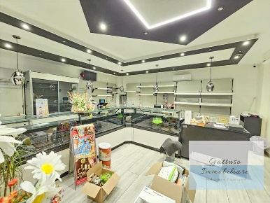Foto Attività commerciale a Reggio di Calabria Centro Storico di 150 m²