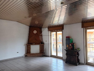 Foto Appartamento in Via della Resistenza, Acri Centro di 111 m² in vendita