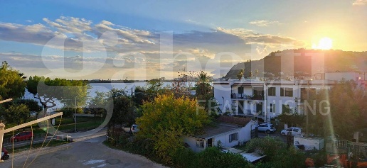 Foto Appartamento in Via Lungolago 00, Bacoli Centro di 65 m² con 3 locali