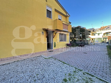 Foto Villa unifamiliare a Polverara di 110 m² con 4 locali in vendita
