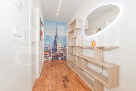 Foto Appartamento in Via Cavour 10, Rivoli Bastioni di 88 m² con 4 locali