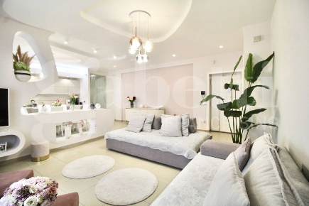 Foto Appartamento in Via Pascoli 8, Arzano di 109 m² con 3 locali