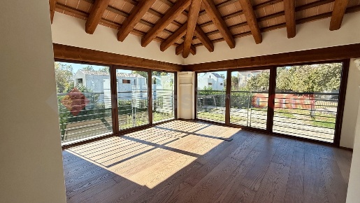 Foto Casa indipendente in Via RE DELLE PUGLIE 2, Stra Centro di 200 m²