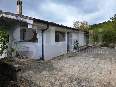Foto Appartamento in Via Pollino snc, Rende Quattromiglia di 85 m²