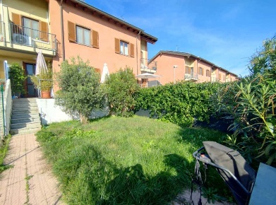 Foto Villa unifamiliare in Via Tiziano Terzani 53, Corbetta di 148 m²