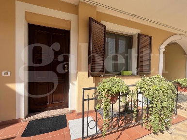 Foto Appartamento in Via VAI AMSICORA 64, Oristano Centro di 70 m²