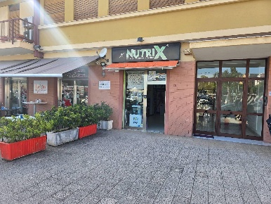 Foto Negozio in VIA Leonardo da Vinci 285, Palermo di 40 m² con 1 locali