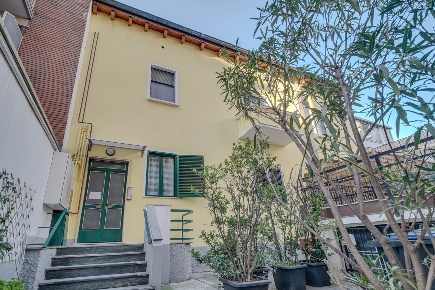 Foto Appartamento in ZUMBINI, Milano Barona di 40 m² con 2 locali