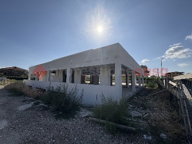 Foto Negozio in Via Brunelleschi snc, Caserta Via Ruggiero di 1100 m²